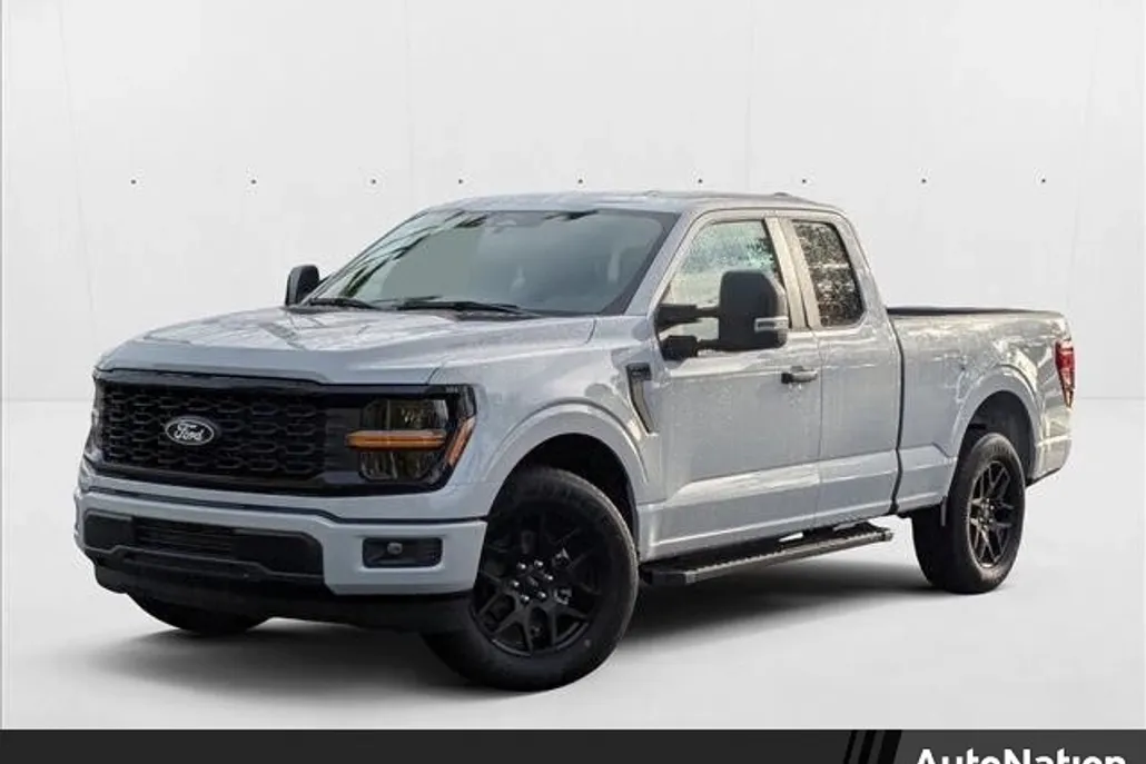 2025 Ford F-150 STX photo 1
