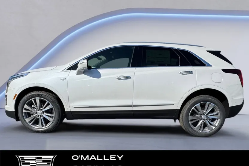 2025 Cadillac XT5 Premium Luxury photo 1
