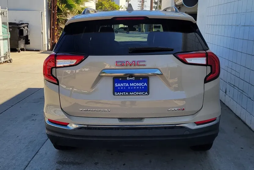 2022 Gmc Terrain AT4 photo 1