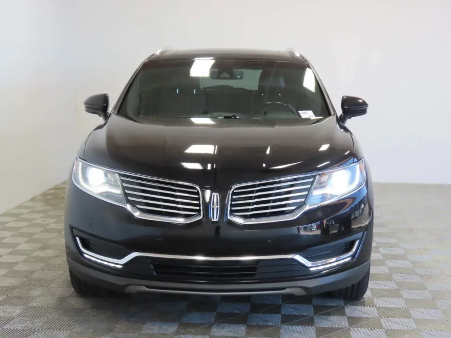 2016 Lincoln MKX Reserve photo 1