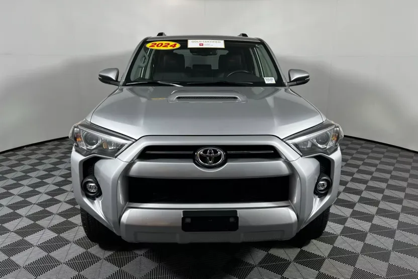 2024 Toyota 4Runner TRD Off-Road Premium photo 1