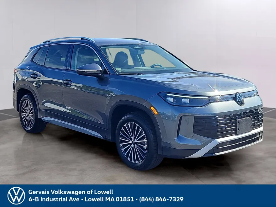 2025 Volkswagen Tiguan S photo 1