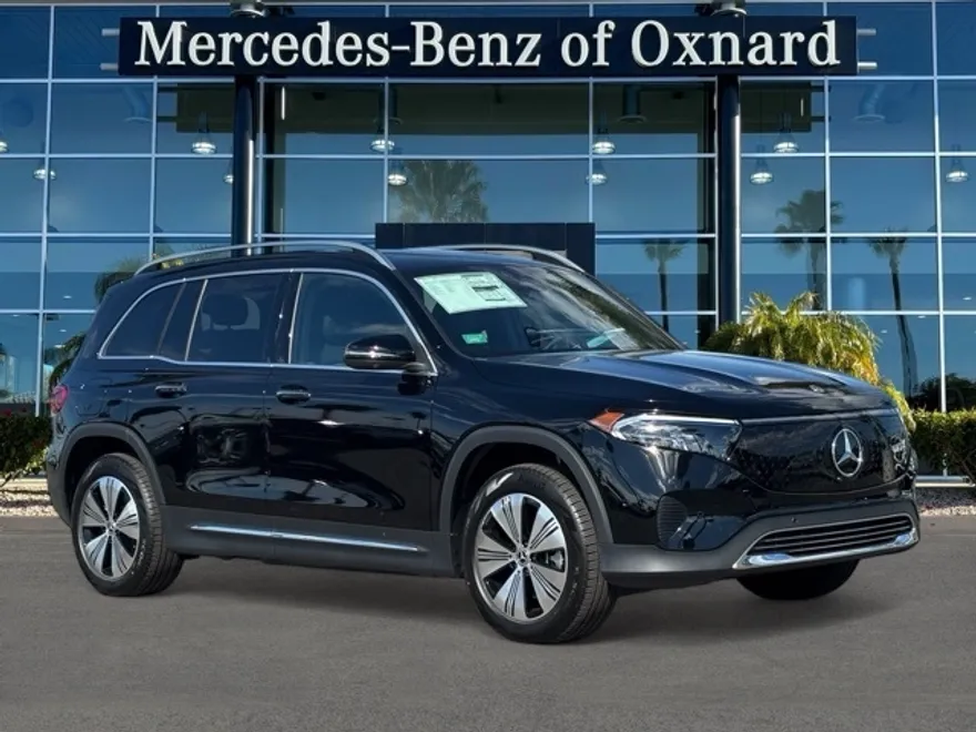 2025 Mercedes Benz EQB 300 4MATIC photo 1