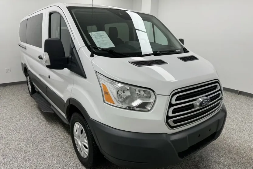 2018 Ford Transit photo 1