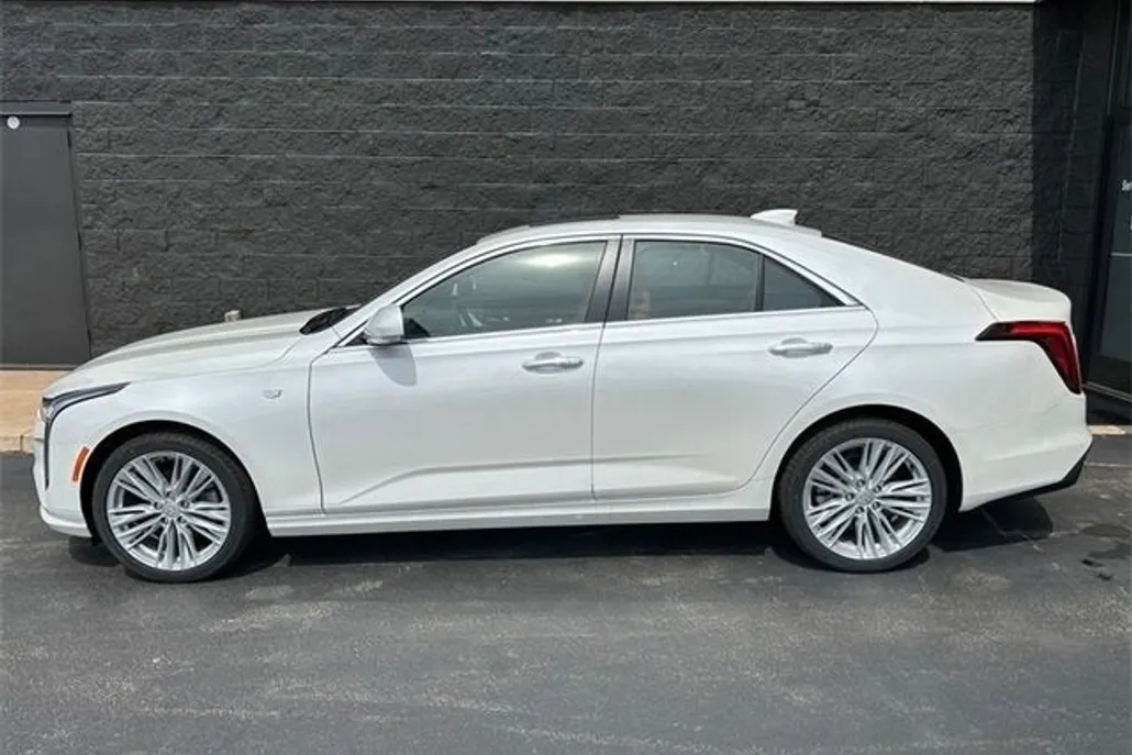 2025 Cadillac CT4 Premium Luxury photo 1