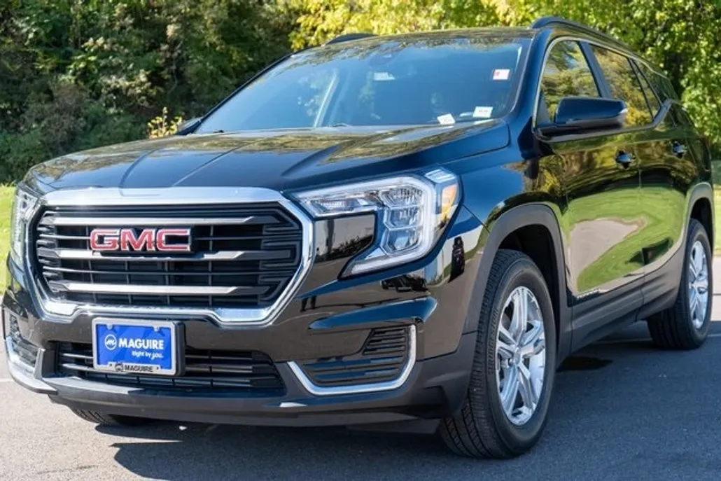 2022 Gmc Terrain SLE photo 1