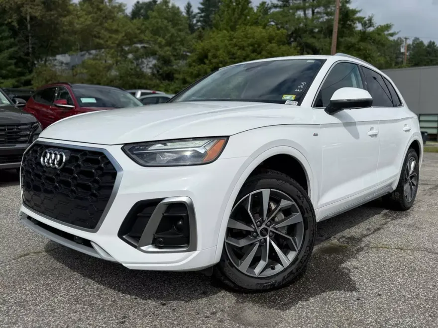 2024 Audi Q5 45 S line Premium photo 1