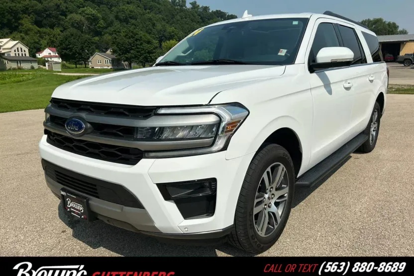 2024 Ford Expedition MAX XLT photo 1