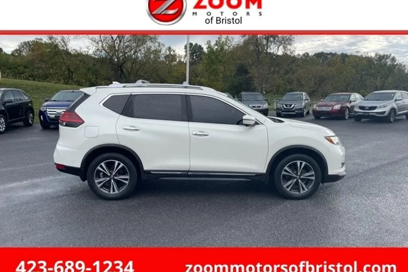 2018 Nissan Rogue SL photo 1