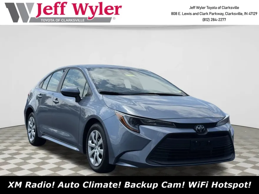 2024 Toyota Corolla LE photo 1