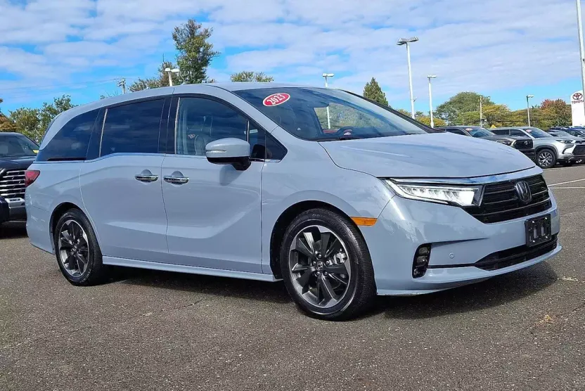 2023 Honda Odyssey Elite photo 1
