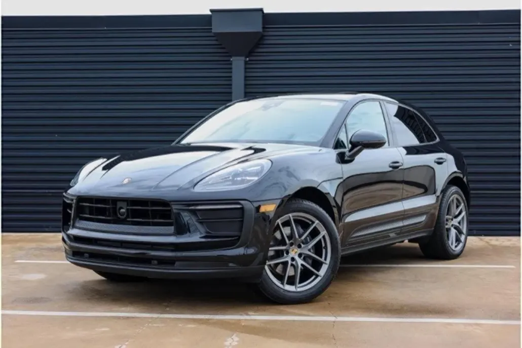 2025 Porsche Macan Base photo 1