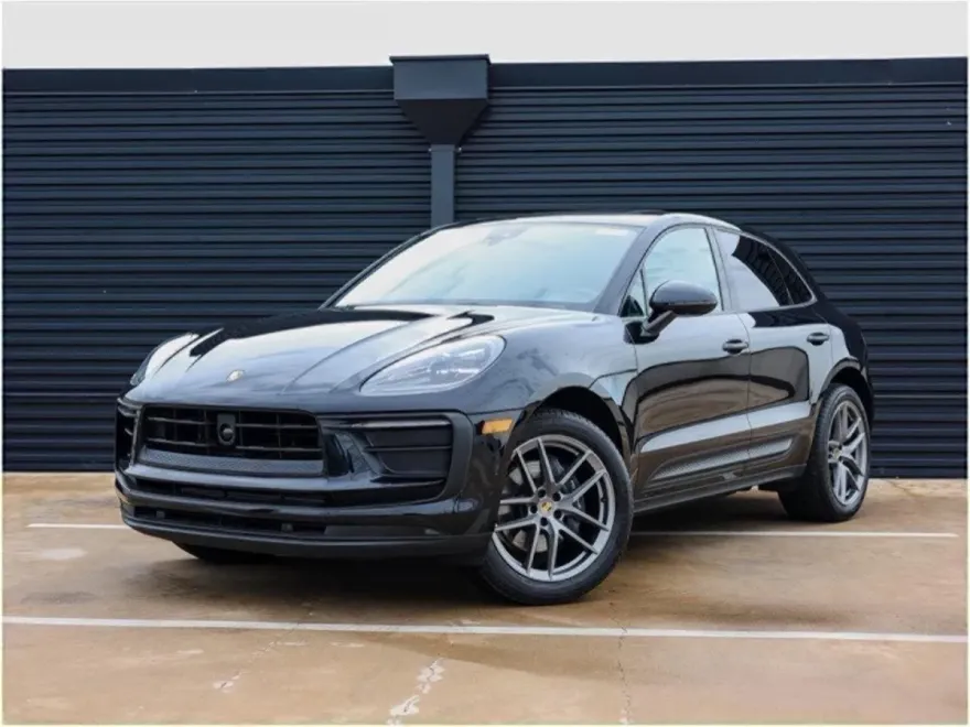 2025 Porsche Macan Base photo 1