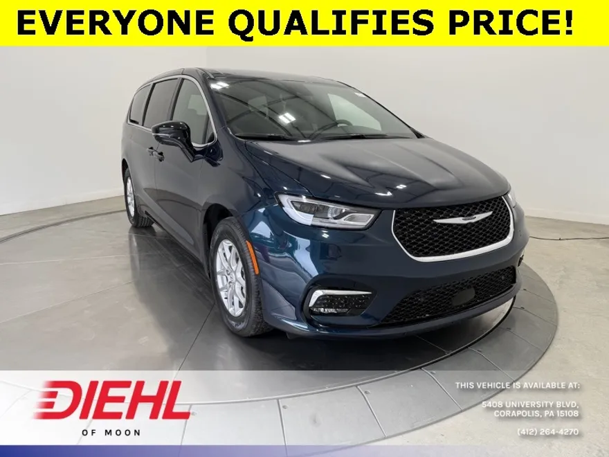 2025 Chrysler Pacifica photo 1