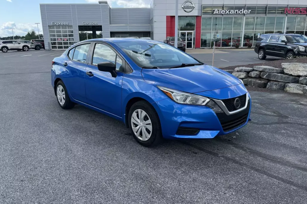 2021 Nissan Versa 1.6 S photo 1