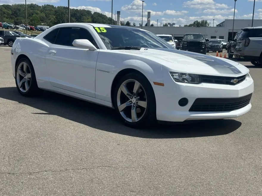 2015 Chevrolet Camaro 1LS photo 1