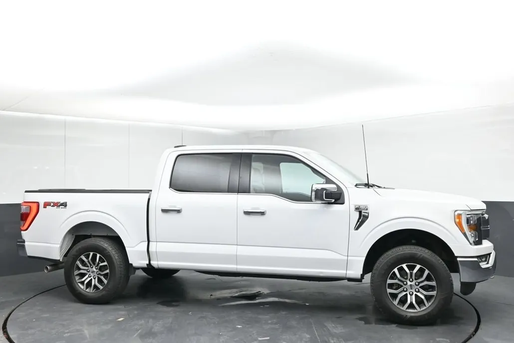 2023 Ford F-150 Lariat photo 1