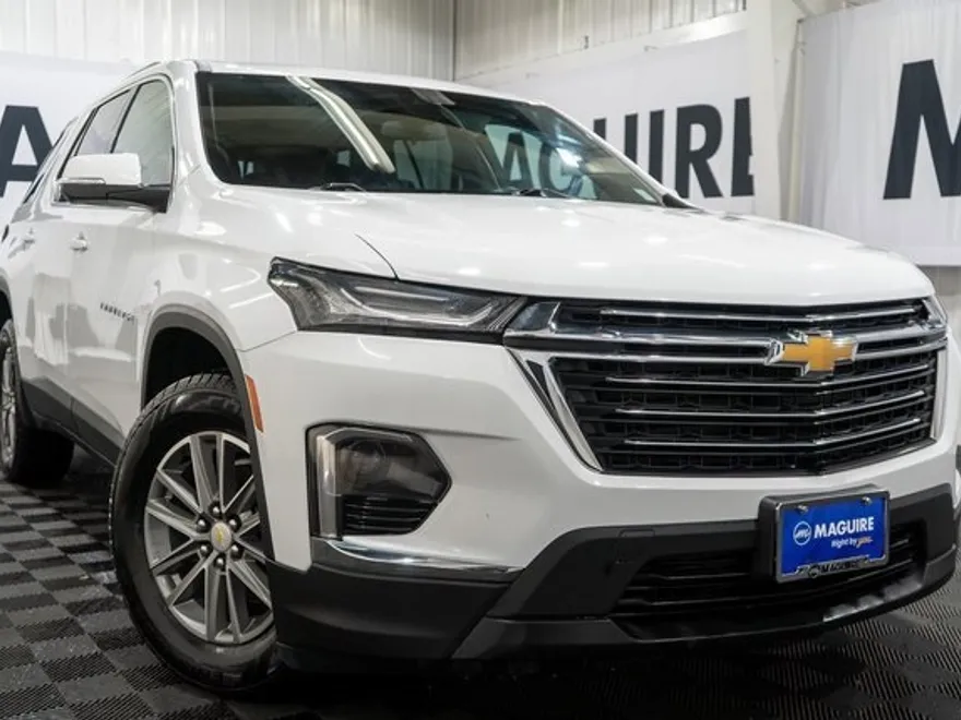 2023 Chevrolet Traverse Cloth photo 1