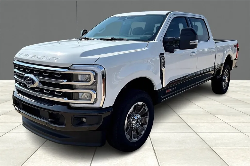 2025 Ford F-250 photo 1