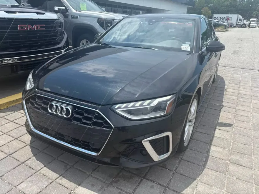 2024 Audi A4 S line Premium Plus 45 TFSI Quattro photo 1