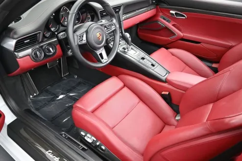 2019 Porsche 911 Turbo S photo 3