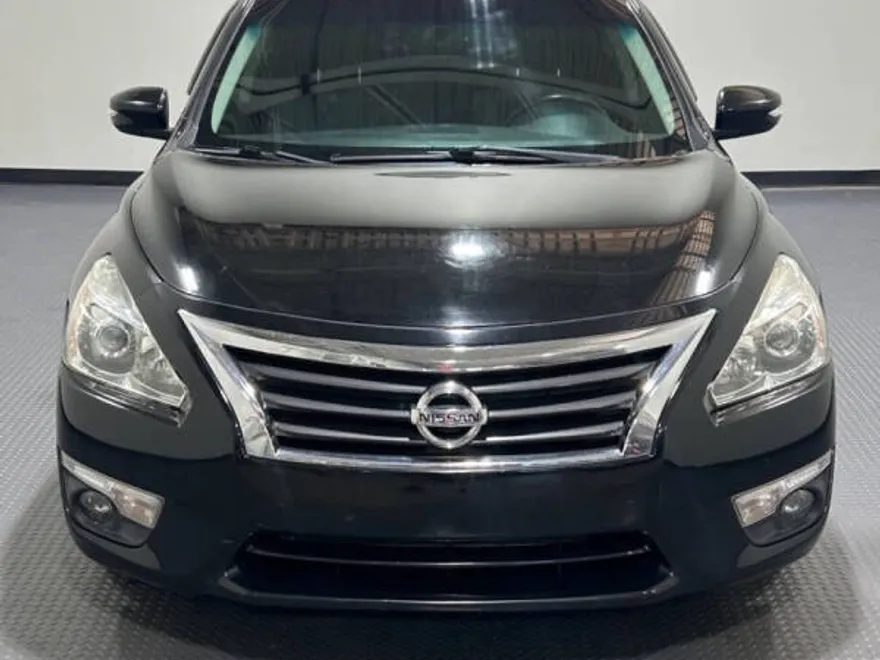 2014 Nissan Altima 3.5 S photo 1