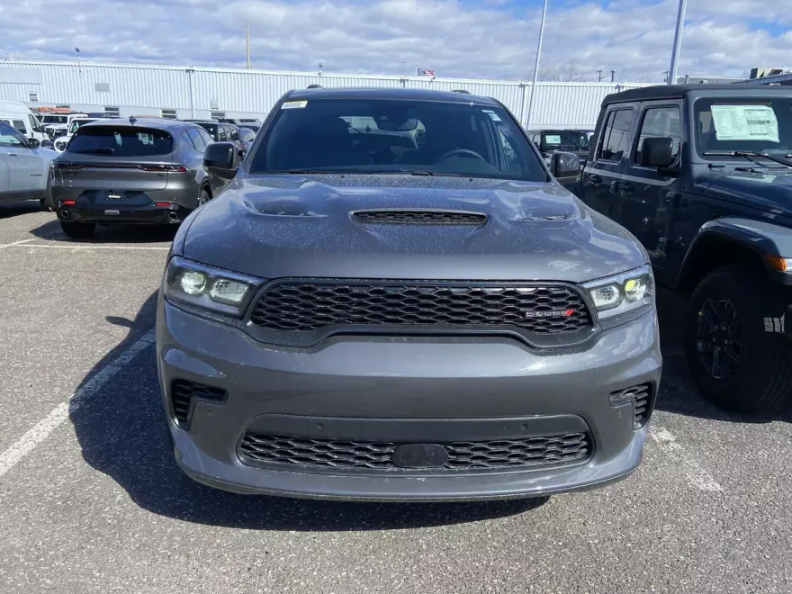 2025 Dodge Durango R/T Plus photo 1