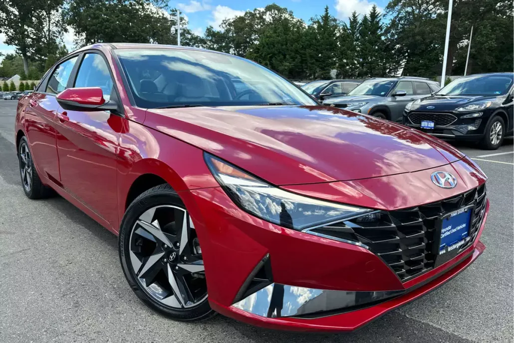 2023 Hyundai Elantra Limited photo 1