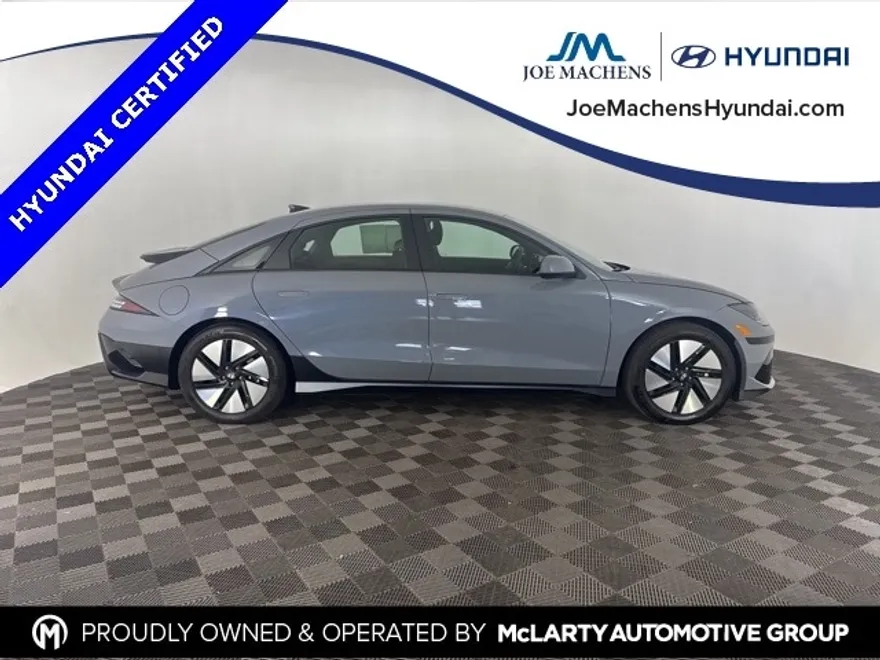 2024 Hyundai Ioniq 6 SE photo 1