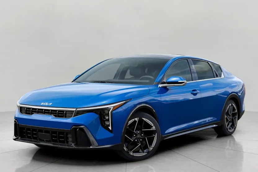 2025 Kia K4 GT-Line photo 1