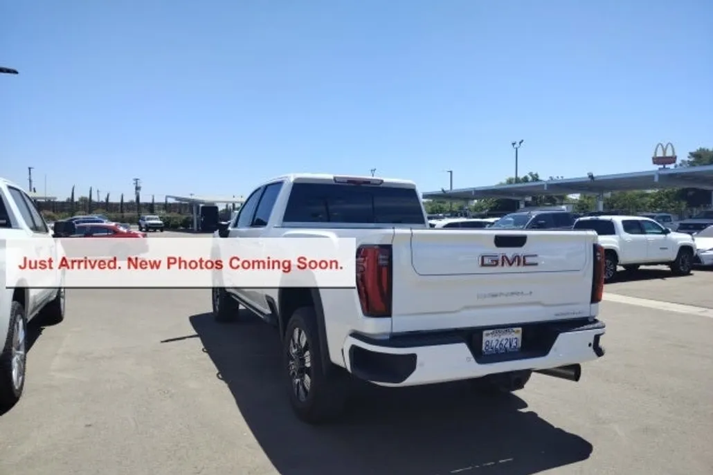 2024 Gmc Sierra HD Denali photo 1