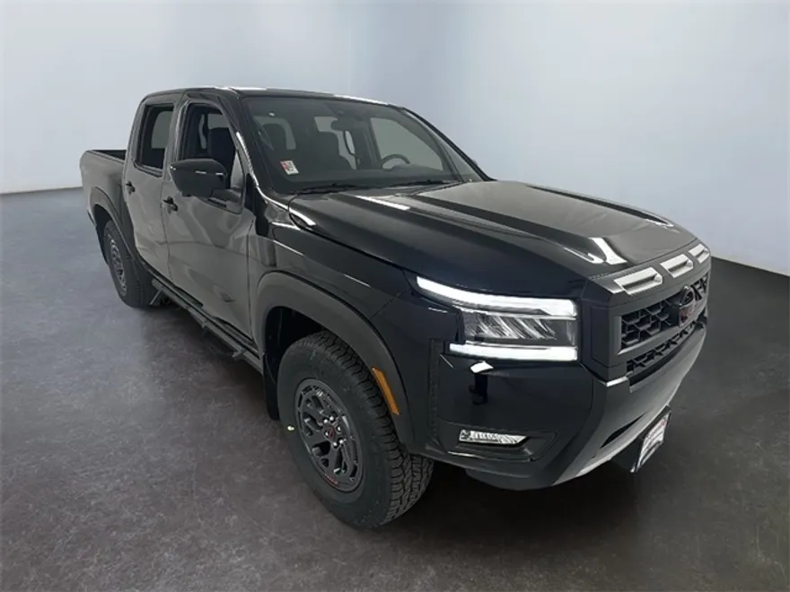 2025 Nissan Frontier PRO-4X photo 1