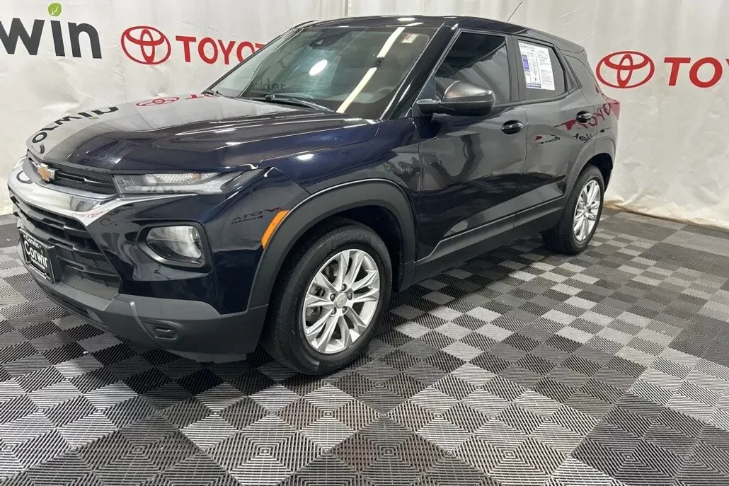 2021 Chevrolet Trailblazer LS photo 1
