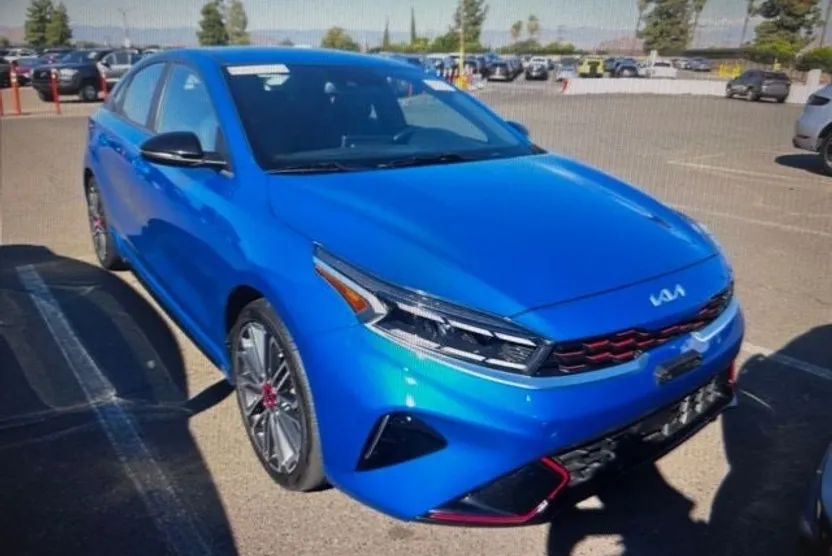 2024 Kia Forte GT photo 1