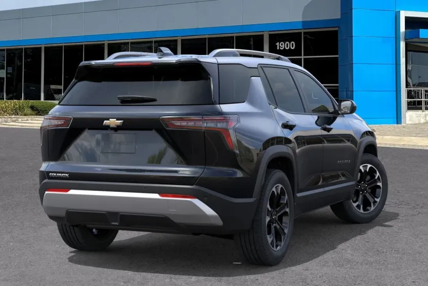 2026 Chevrolet Equinox LT photo 1