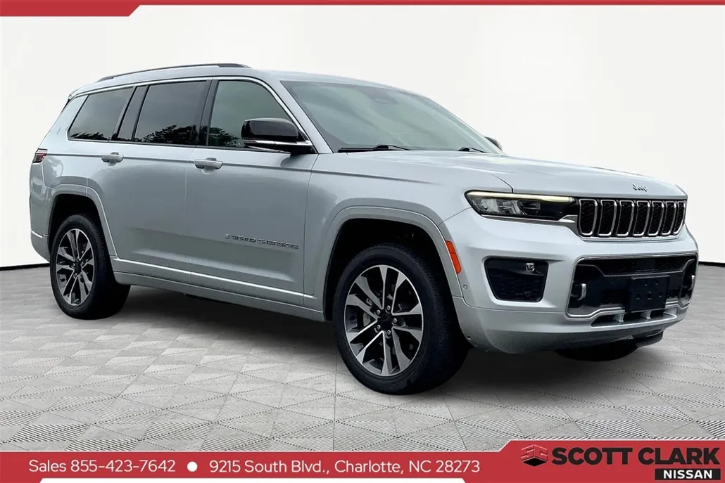 2022 Jeep Grand Cherokee Overland photo 1