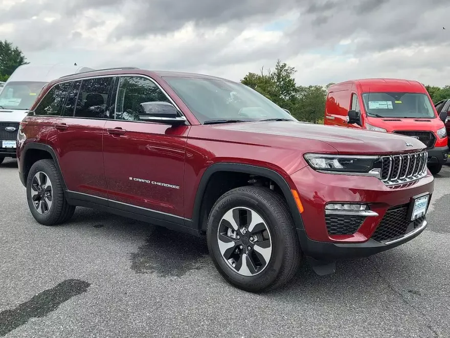 2023 Jeep Grand Cherokee 4xe Base photo 1