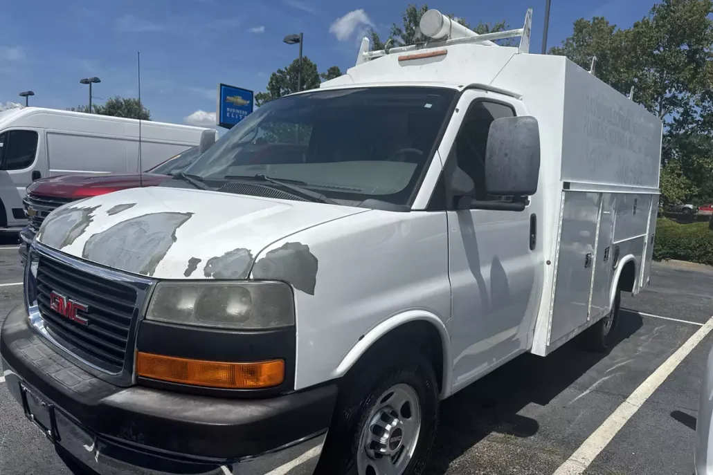 2011 Gmc Savana Cutaway 3500 photo 1