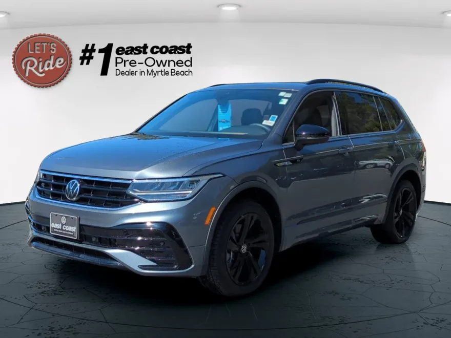 2024 Volkswagen Tiguan SE R-Line Black photo 1