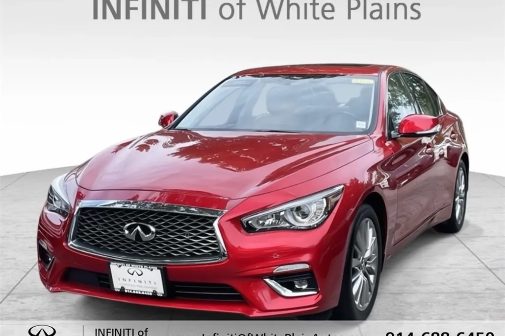 2024 Infiniti Q50 LUXE photo 1