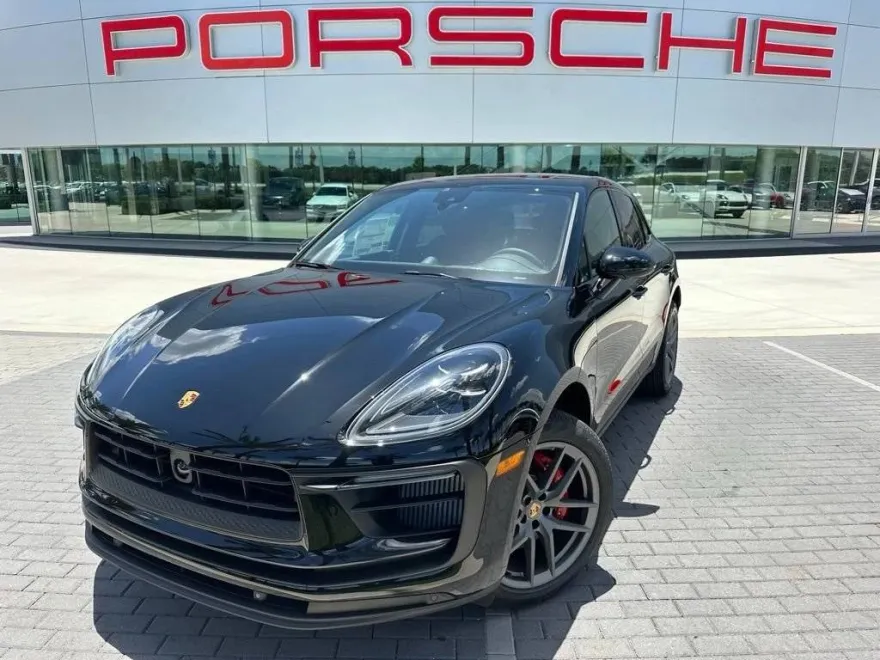 2025 Porsche Macan S photo 1