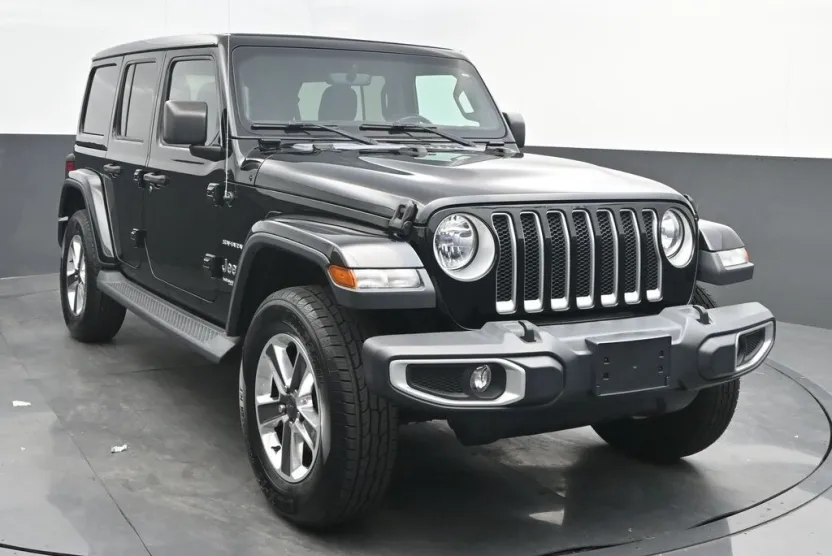 2020 Jeep Wrangler Unlimited Sahara photo 1