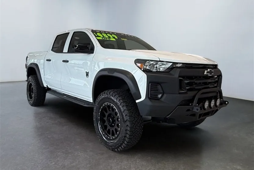 2026 Chevrolet Colorado Trail Boss photo 1