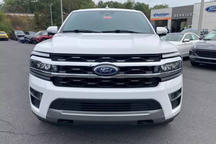 2022 Ford Expedition MAX Limited photo 1