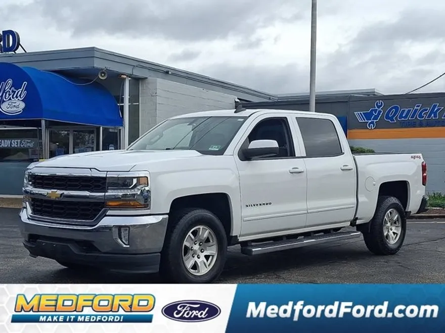 2018 Chevrolet Silverado 1500 photo 1
