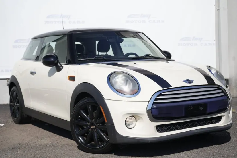 2014 Mini Cooper Hardtop Base photo 1