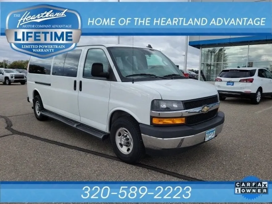 2020 Chevrolet Express Passenger 3500 photo 1