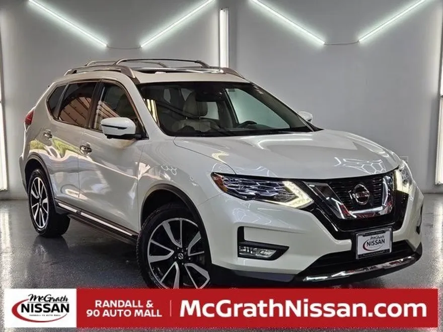 2023 Nissan Rogue SV photo 1