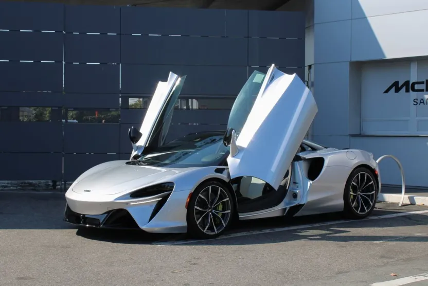 2026 Mclaren ARTURA Spider photo 1