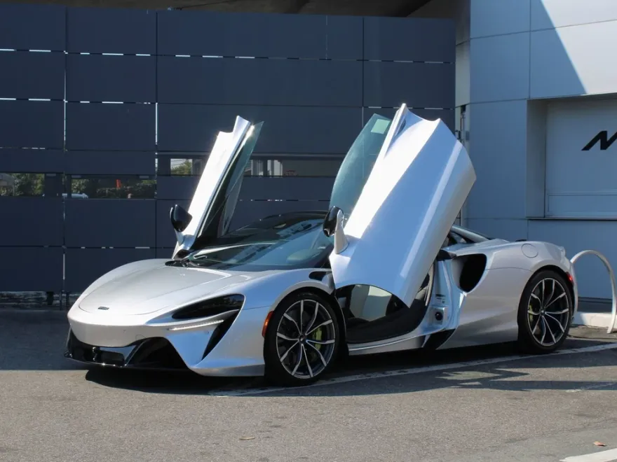 2026 Mclaren ARTURA Spider photo 1